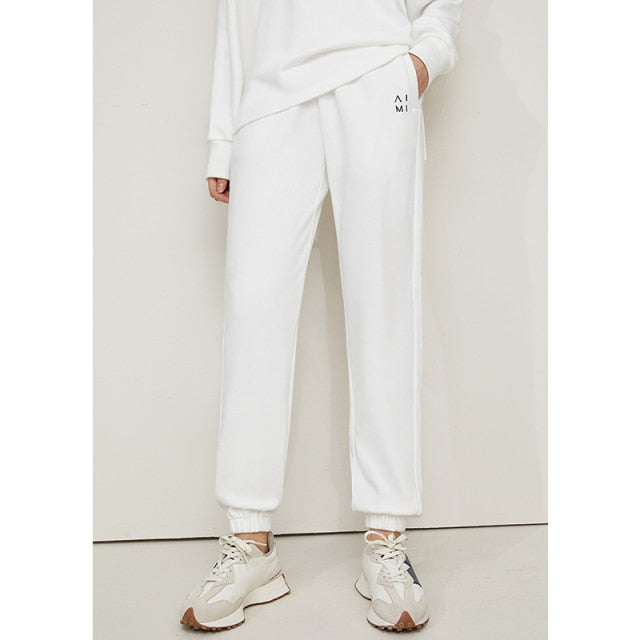 AMII Minimalism Winter Sport Set For Women Streetwear Letter Hooded Sweatshirts High Waist Pants Female Two Piece Set 12130372