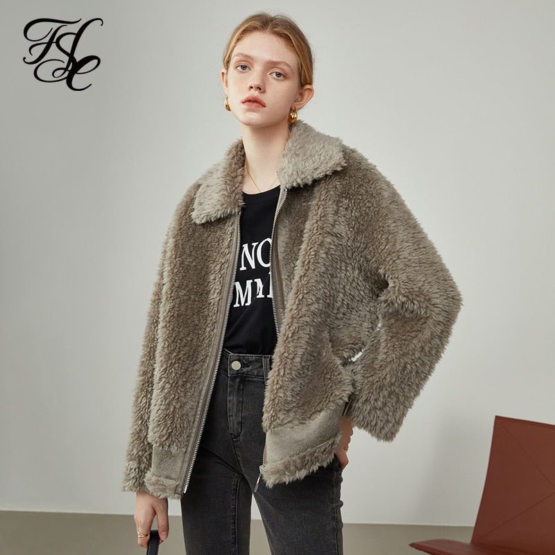 Winter Women Khaki Casual Faux Fur Jacket Simple Commuter Fur All-in-one Short Coat Patchwork Design Zipper Coat