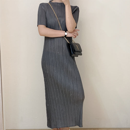 2025 Summer new pleated dress clothes femininity age reduction large size thin long solid color pleated skirt