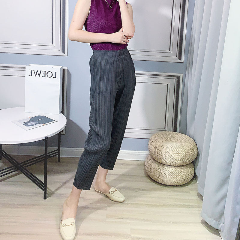 2025 pants women's Harlan pants spring and summer women's clothing new high-waisted nine-point casual pants giant slim pants pleated pants