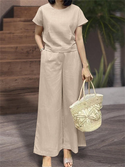 Lightweight & Stylish Womens Two-Piece Outfit - Loose Fit Solid Color T-Shirt with Crew Neck & Dual Pocket Pants - Perfect Casual Clothing Set for Everyday Fashion