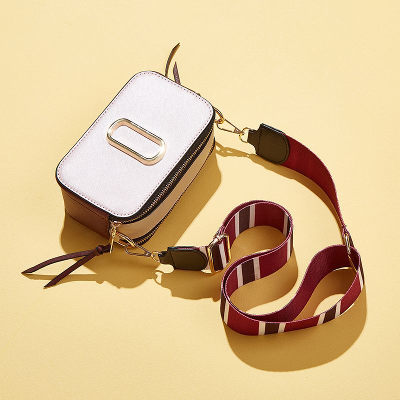 2025 Spring and summer small bag popular new PU texture wide shoulder strap single shoulder crossbody small square bag fashionable versatile ins women's bag