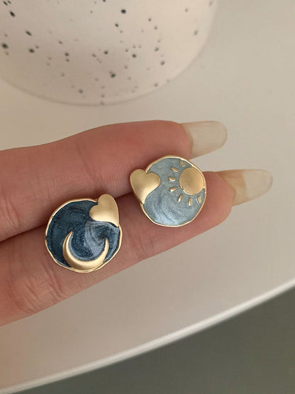 xakxx Vintage Asymmetric Sun Moon Shape  Earrings