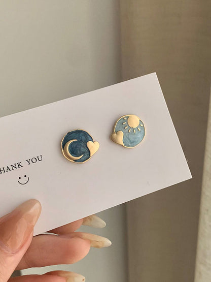 xakxx Vintage Asymmetric Sun Moon Shape  Earrings