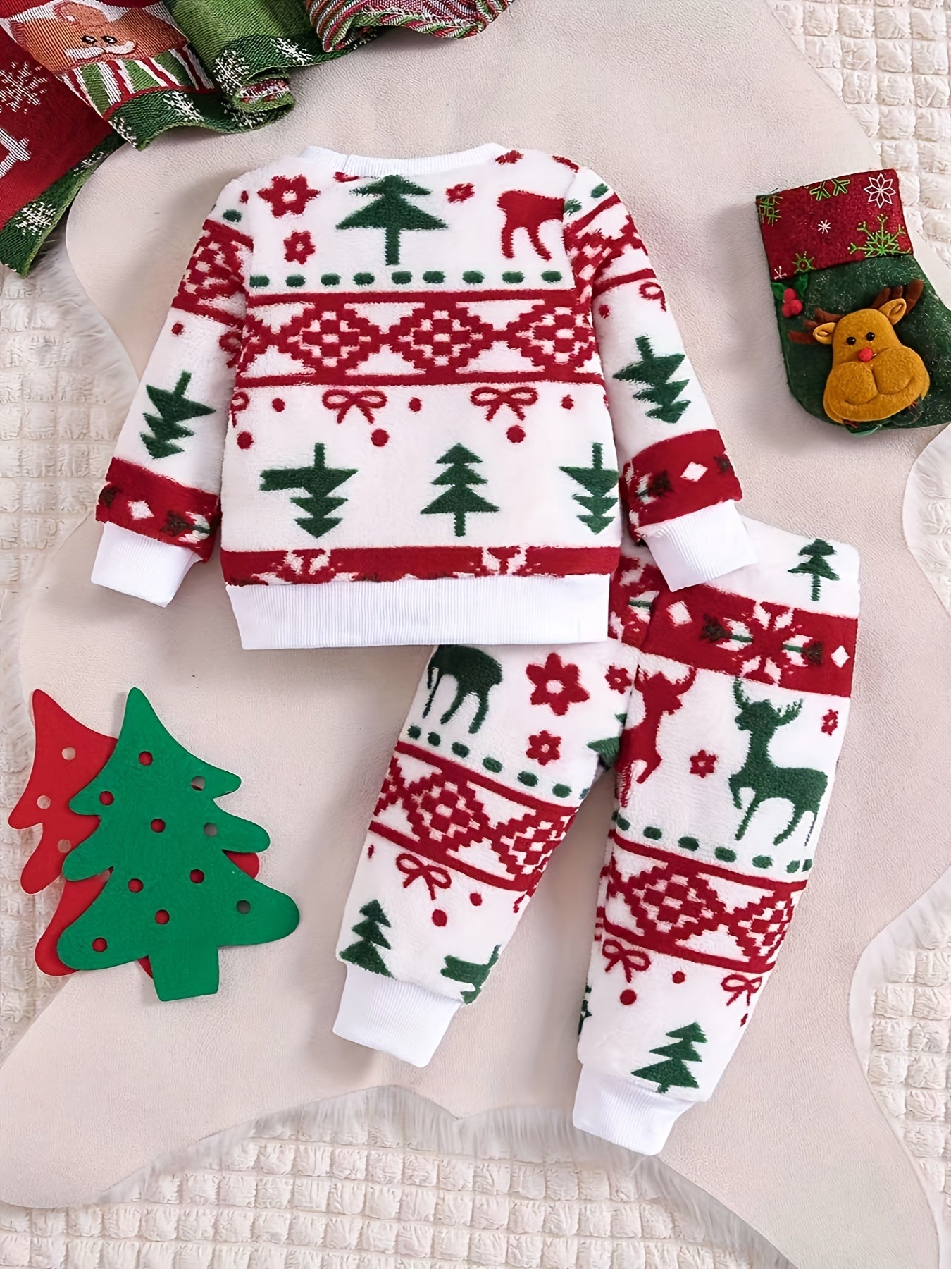 Cozy & Cute Kids' Christmas Flannel Outfit Set - Soft, Thick Pullover with Festive Prints for Boys & Girls, Perfect for Fall/Winter