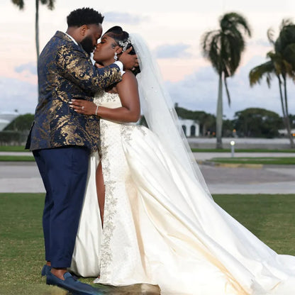 African Nigeria Wedding Dress for Bride Plus Size Bridal Gowns One Shoulder Long Sleeves Side Split Marriage Dress Black Women Appliqued Lace Bridal Gowns D054