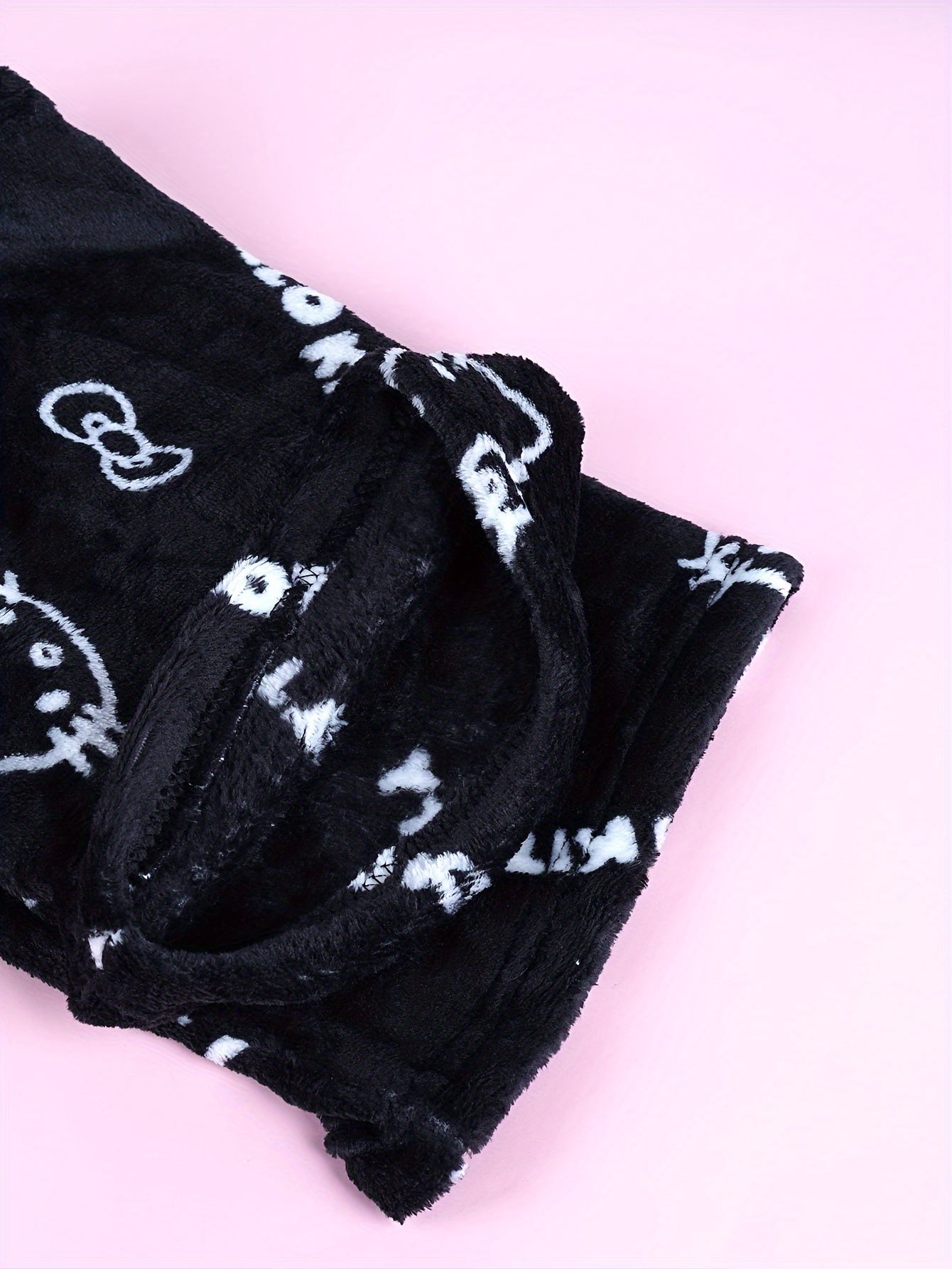 Hello Kitty Flannel Pajama Set for Women - Soft, Warm, White Anime Cartoon Print Lounge Pants - Autumn Fashion Gift Idea