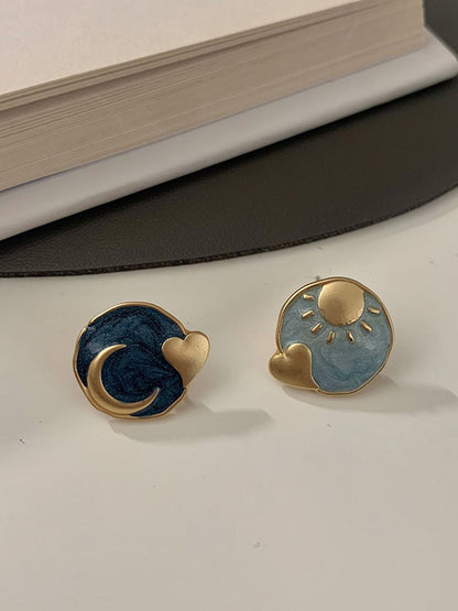 xakxx Vintage Asymmetric Sun Moon Shape  Earrings