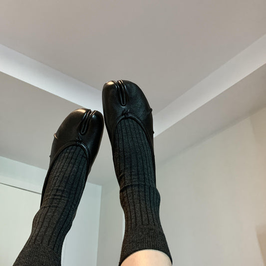 2025 Sheepskin version~ leather pleated soft-soled split-toed shoes women's pig's trotters Mary Jane single shoes black small leather shoes flat-soled ladyshoes