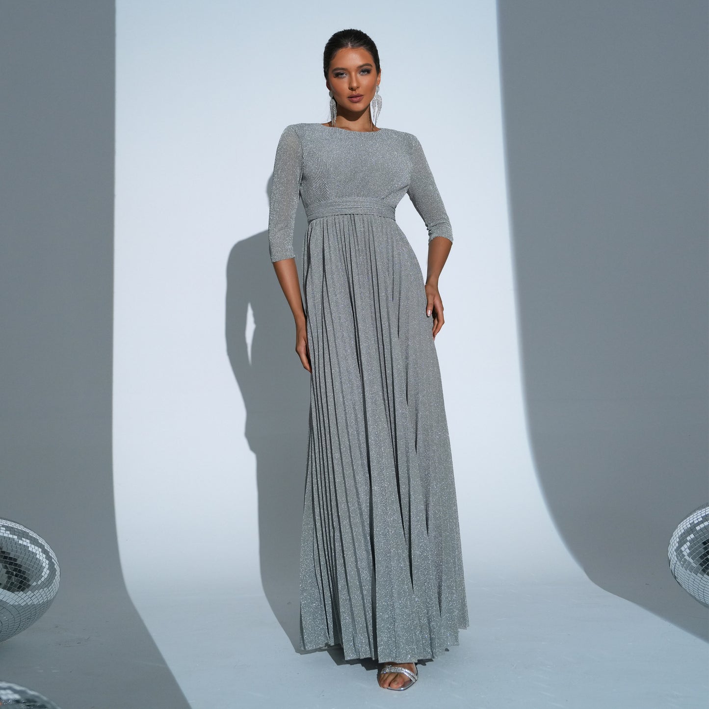 2025 five-quarter-sleeved temperament round neck long bohemian pendulum waist evening dress dress women's clothing