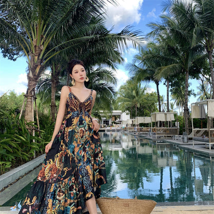 2025 Exotic suspender dress 2025 new retro chic printing design sense women's clothing seaside vacation dress