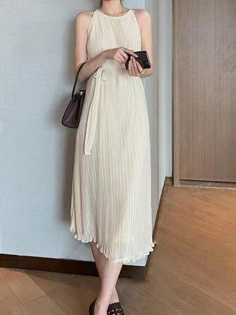2025 Spring and summer temperament  formal settings white dress popular women's new small skirt texture high sense