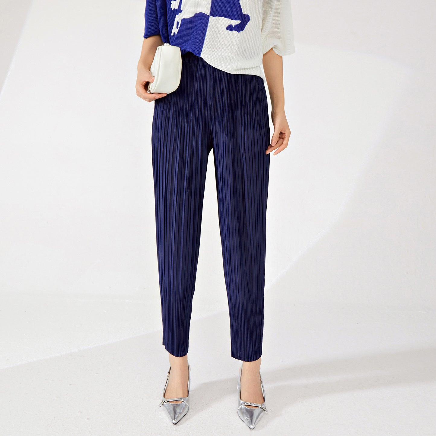 2025 counter basic hot-selling radish pants Harlan pants women's elastic waist loose fashion versatile nine-point casual pants