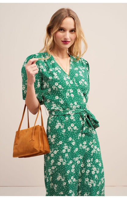 2025 Green  silk coffee break dress  summer dress women's V-neck bubble sleeve skirt mulberry silk dress