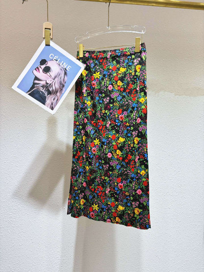 2025 Folded skirt women's hip skirt summer new Xiaohongshu hot sale retro Mizhai straight skirt