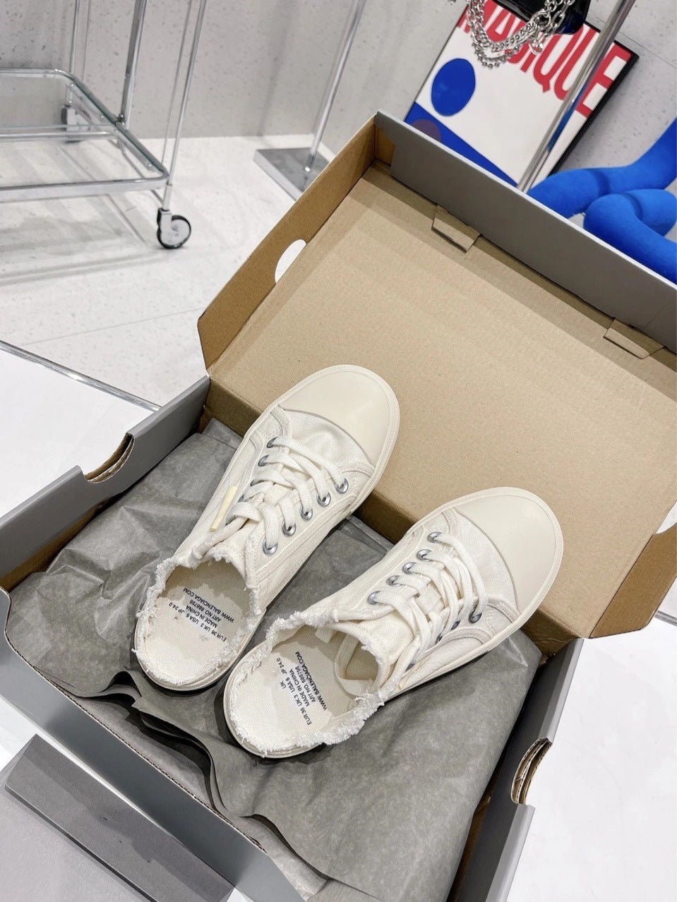 xakxx Paris Distressed Retro Canvas Shoes Men's and Women's Same Lace-up Sneakers Semi-Toe Box Slippers Small Dirty Pumps