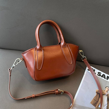 XAKXX Women's handbag popular autumn and winter new messenger bag versatile premium texture niche leather women's dumpling bag