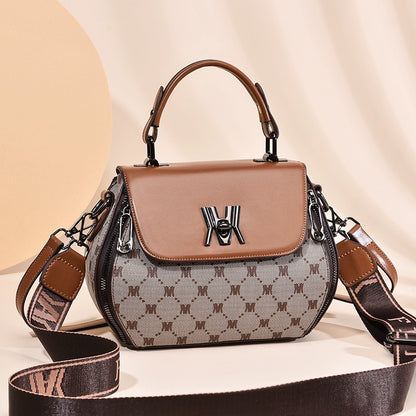 Autumn and winter high-end bag women's  new handbag light luxury fashion shoulder messenger bag Popular style small square bag