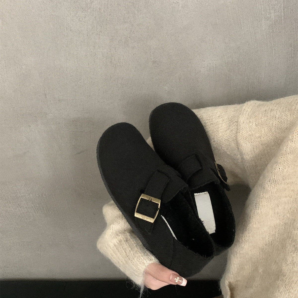2025 Flat-bottomed niche Birkenstocks women's shoes popular new autumn and winter one-pedal Mori gray retro Birkenstocks single shoes