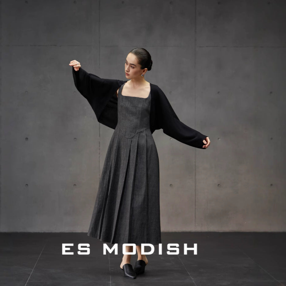 2025 ES MODISH Spring New Muse Essential  Retro Casual Temperament Square Neck High Waist Suspender Dress