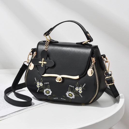 Bag women  new Internet celebrity fashion versatile embroidered shoulder messenger handbag casual trend small square bag