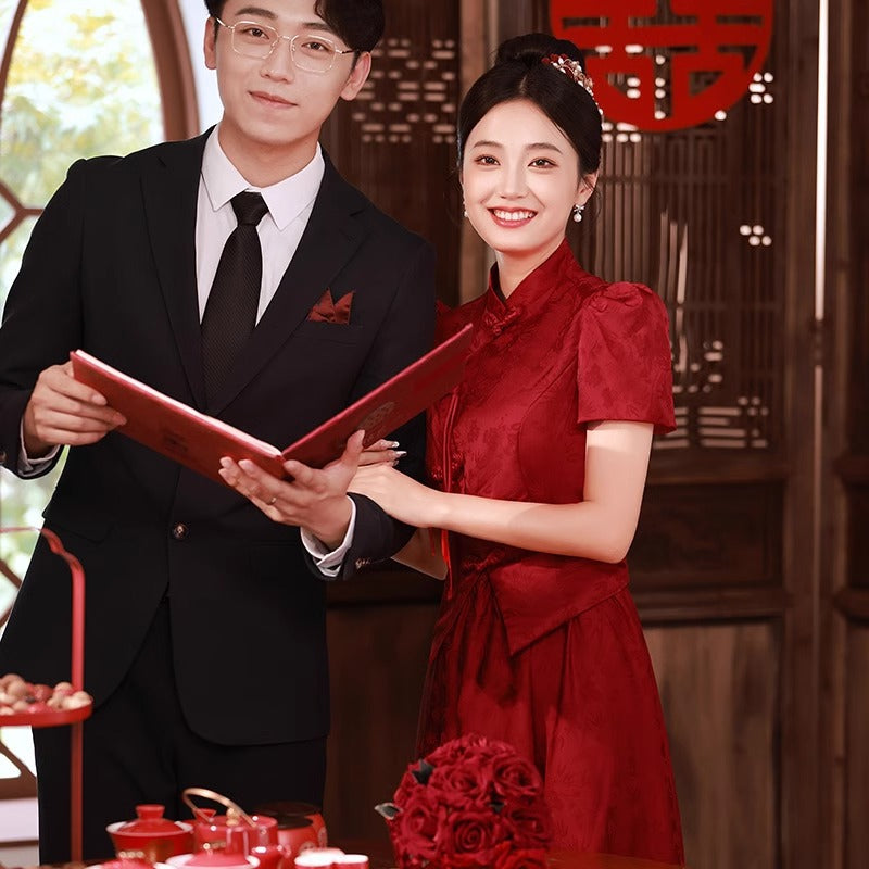 2025 New Chinese toast popular new bridal return dress burgundy engagement dress women's show clothes