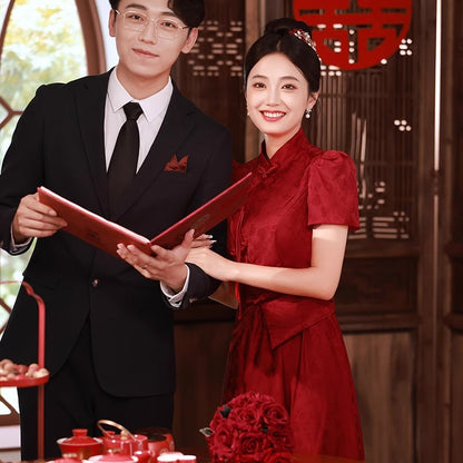 2025 New Chinese toast popular new bridal return dress burgundy engagement dress women's show clothes