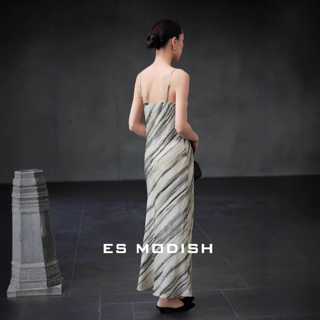2025 ES MODISH Spring New Product Vacation Style Retro Printed Suspender Dress with High Waist Sexy Long Dress Women