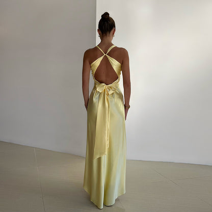 2025 New ins hot sales of new models, fashionable and sexy V-neck strap backless dress slim satin dress
