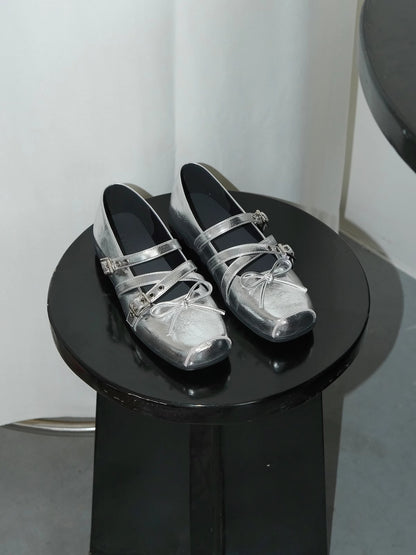 2025 2025 spring new red bow small single shoes women's spring and summer leather retro shallow mouth rivet ballet flats