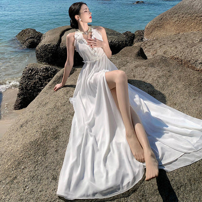 2025 Super fairy atmosphere white dopamine island vacation dress flower decoration wave fairy elegant travel dress