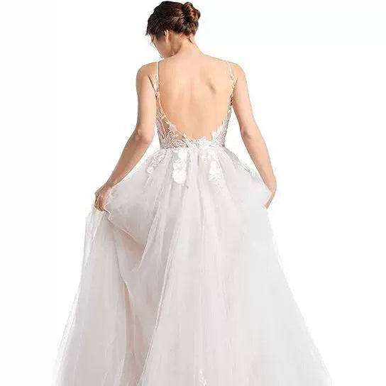 2025 Popular trade new wedding dress applique bohemian beach sexy thin shoulder strap lace bridal dress halter