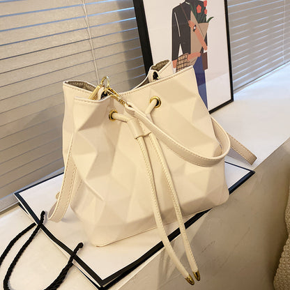 XAKXX 2025 Bucket bag  new Korean version l pleated casual handbag Internet celebrity popular Popular style women, shoulder messenger bag