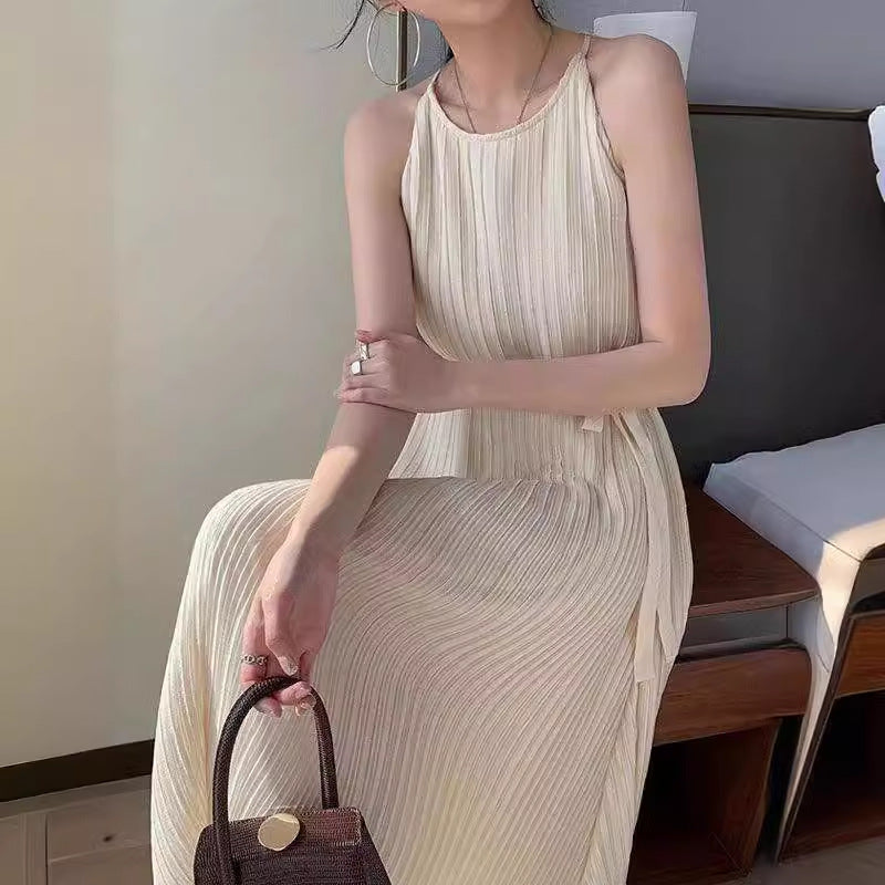2025 Spring and summer temperament  formal settings white dress popular women's new small skirt texture high sense