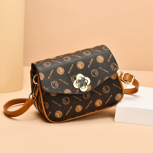 Bag women's summer  new trendy niche versatile messenger high sense Popular style texture popular small square bag this year