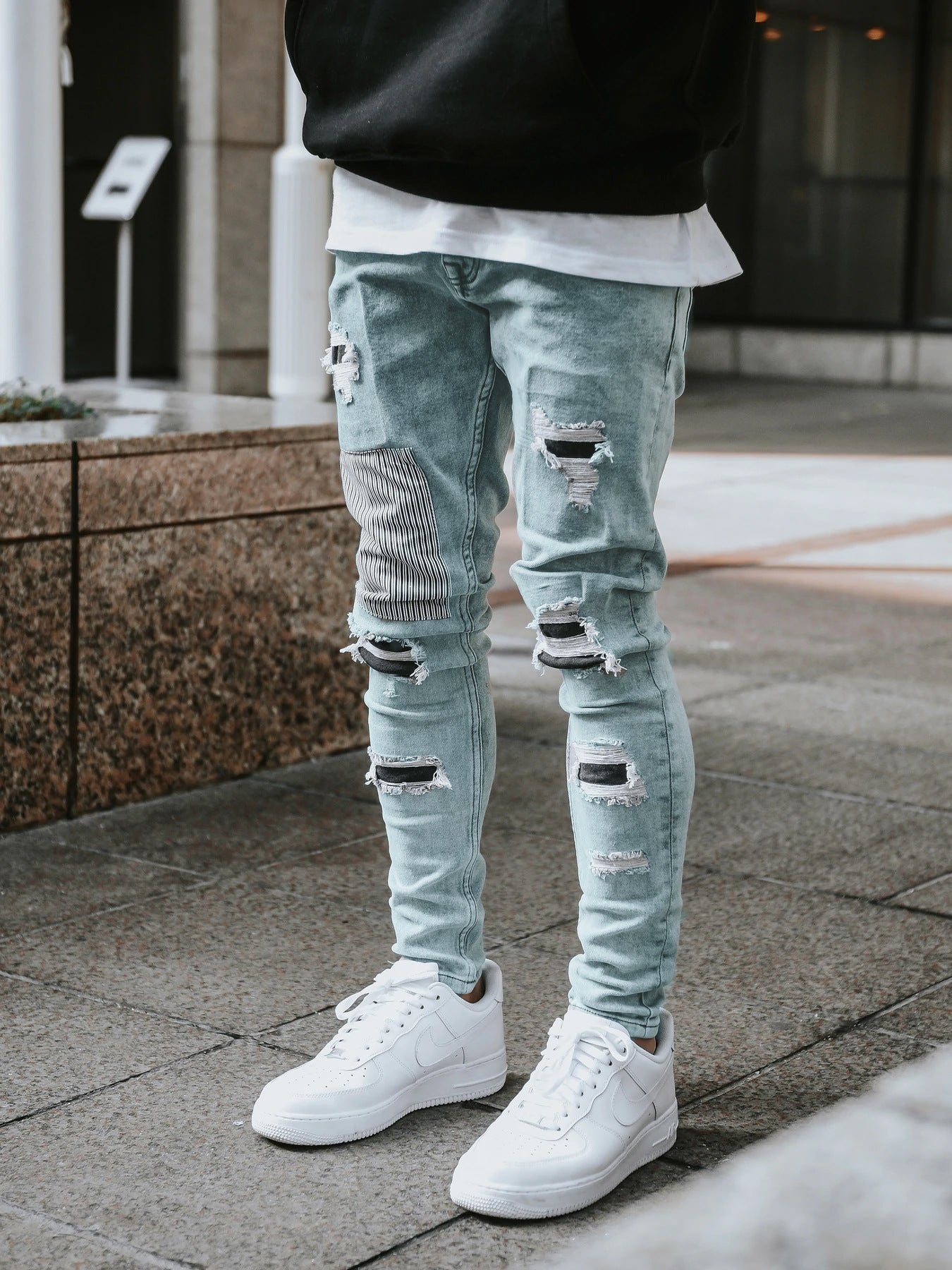 2025 Popularan, 2025n autumn and winter men's ripped and thin skinny jeans pants Popularan station INS explosion ripped patch pants