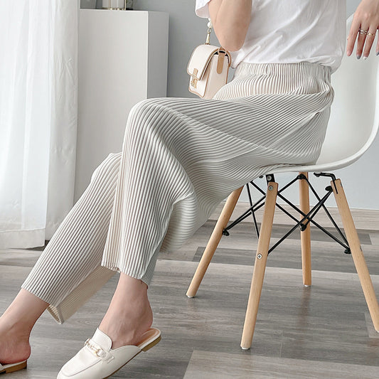 2025 counter pants women's spring and autumn high-end fashion versatile nine-point pants thick pleated casual Harlan pants Popular style