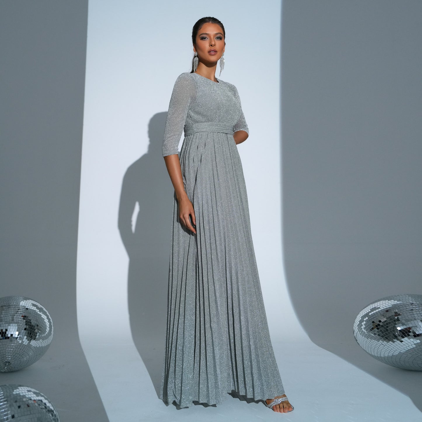 2025 five-quarter-sleeved temperament round neck long bohemian pendulum waist evening dress dress women's clothing