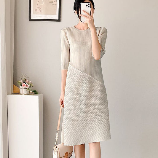 2025 temperament dress medium and long loose thin irregular design large size pleated skirt Popular trade women's clothing
