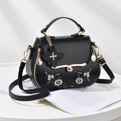 Bag women  new Internet celebrity fashion versatile embroidered shoulder messenger handbag casual trend small square bag