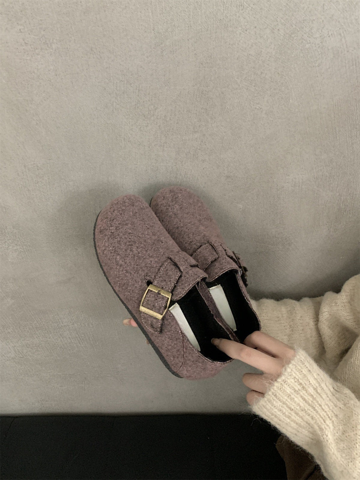 2025 Flat-bottomed niche Birkenstocks women's shoes popular new autumn and winter one-pedal Mori gray retro Birkenstocks single shoes