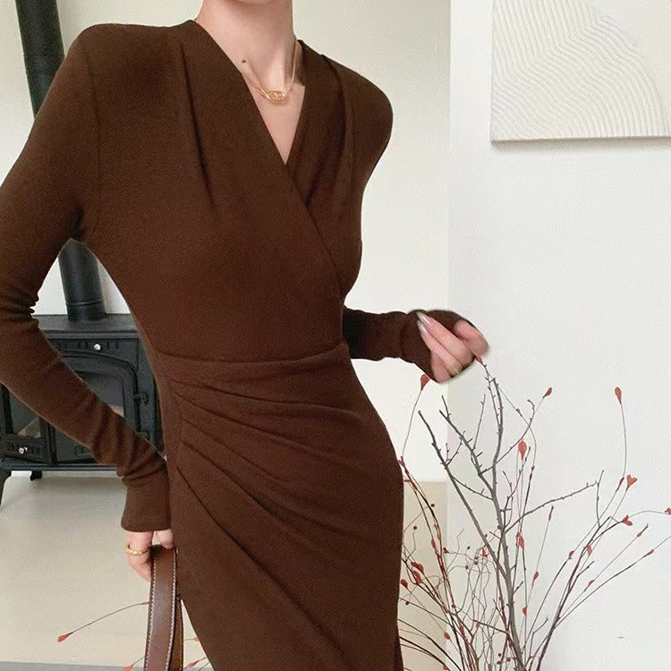 2025 Brown long-sleeved knitted dress women's popular spring new slim-fitting and thin bottom hip-wrapped skirt