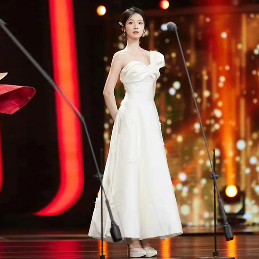 2025 light evening dress female niche light luxury high sense white bar mitzvah banquet host vocal art test tube top