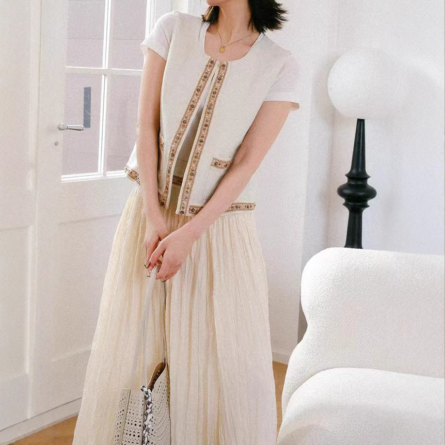 2025 Ethnic style vacation heavy industry bead weaving lace vest + natural pleated skirt set