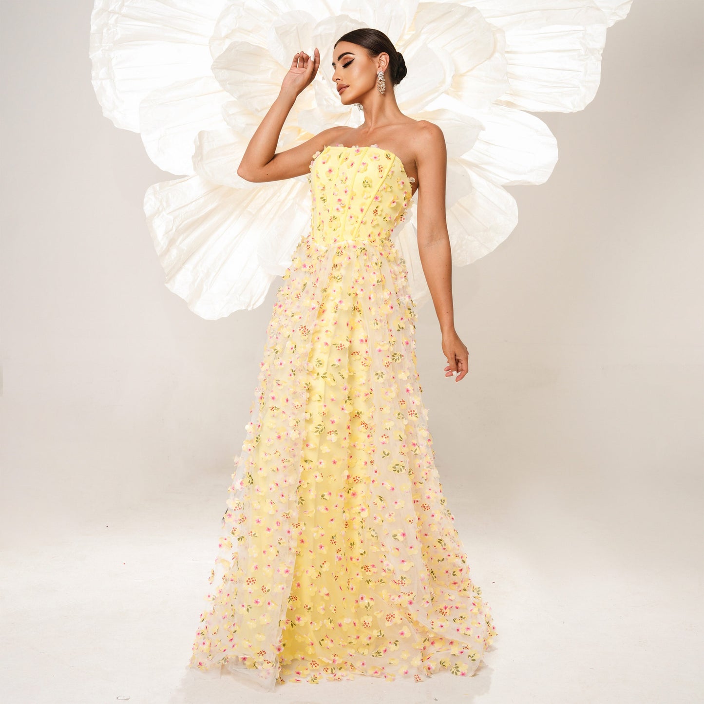 2025 high-end sleeveless temperament one-word collar long banquet evening dress bridesmaid dress mesh pendulum dress