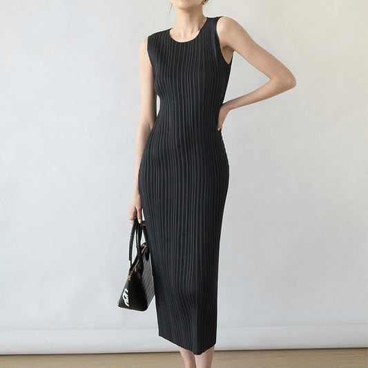 2025 high-end dress women's sleeveless bottoming skirt thin summer slim and thin hip-wrapped long skirt temperament Muse skirt