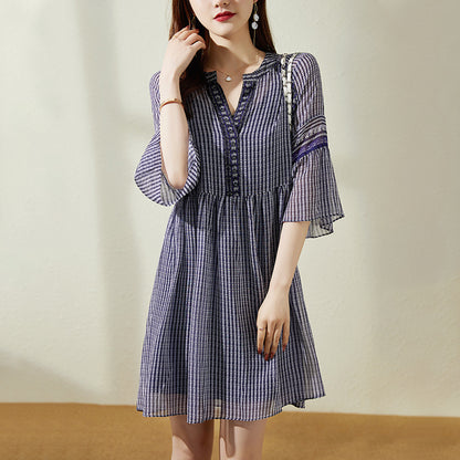 2025 Holiday silk dress  summer new women's clothing suspender medium and long temperament fashionable mulberry silk skirt