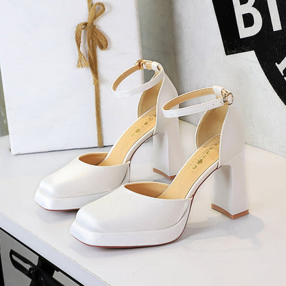 2025 7722-K105 summer waterproof table hollow thick heel with sandals high heel thick sole satin square head high heels