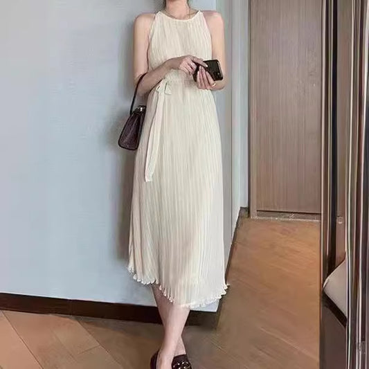 2025 Spring and summer temperament  formal settings white dress popular women's new small skirt texture high sense