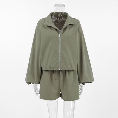 XAKXX 2025Retro wind green trench coat autumn 2025 versatile loose small stand-up collar long-sleeved lace-up split shorts casual suit